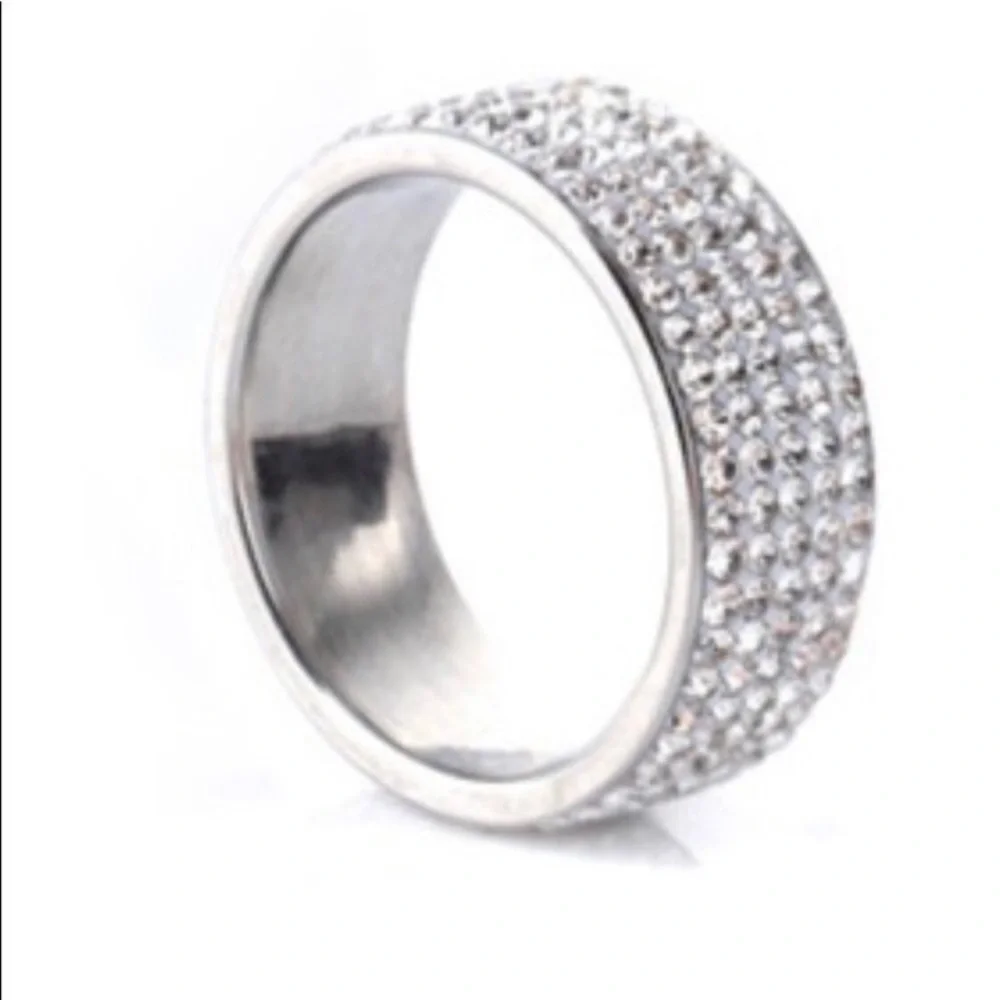 925 Sterling Silver diamond cut ring - Picture 4 of 5